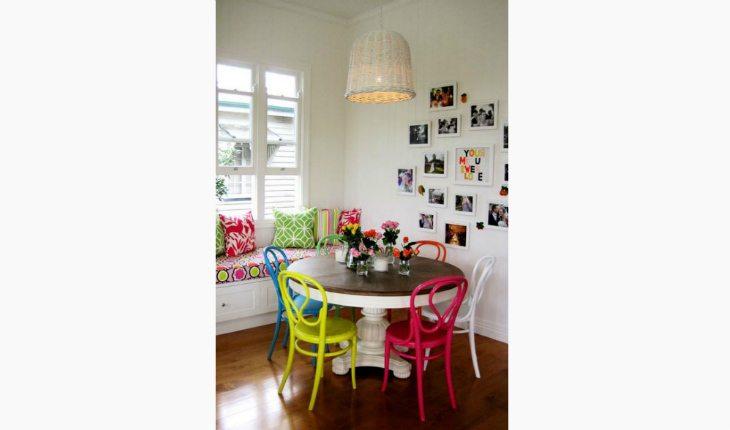 cores flúor na decoração cadeiras coloridas mesa de jantar pinterest