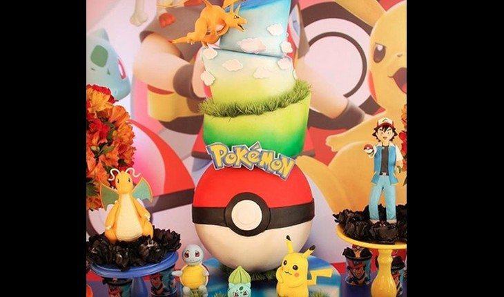 Aniversário com festa de Pokémon