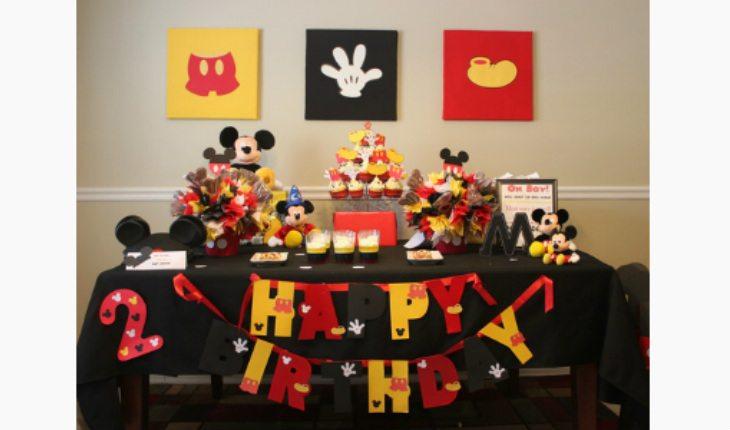 Festa do Mickey decoração com preto e vermelho pinterest