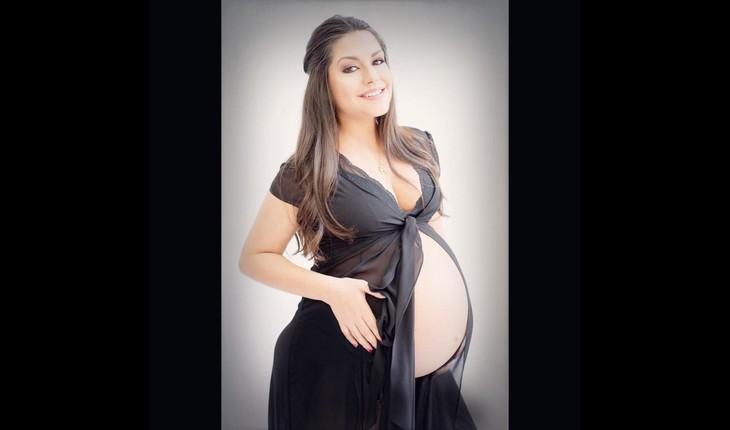 thais fersoza gravida posando para foto