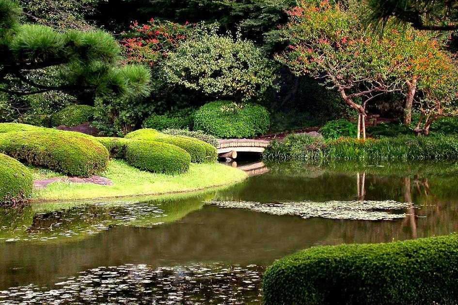 Imagem do jardim leste do Palácio Imperial de Tóquio.