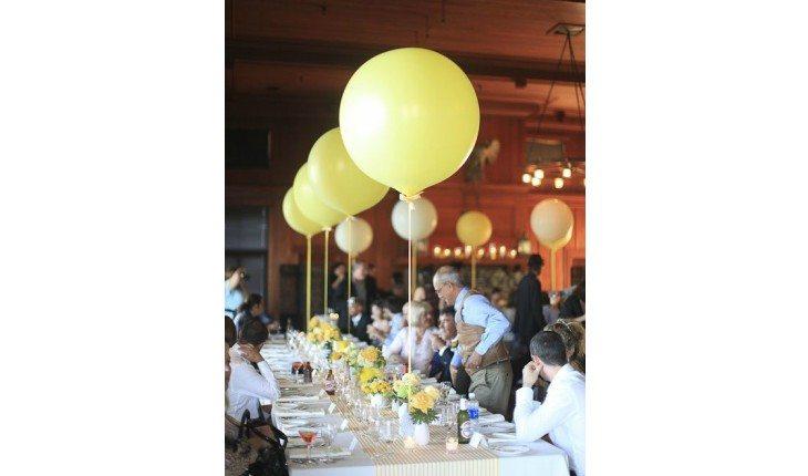Decoração com balões no casamentoDecoração com balões no casamento