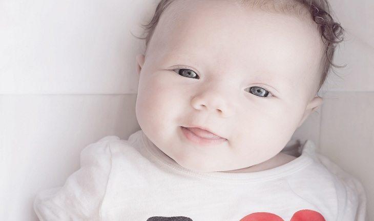 Imagem de um bebê representando o nome João Guilherme