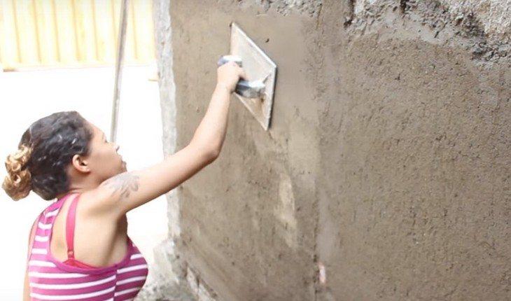 Youtubers que estão fazendo o maior sucesso ajudando mulheres na construção civil