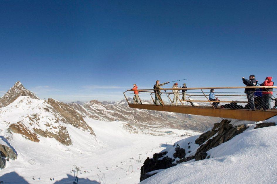 Imagem do mirante de Top of Tyrol - destinos radicais