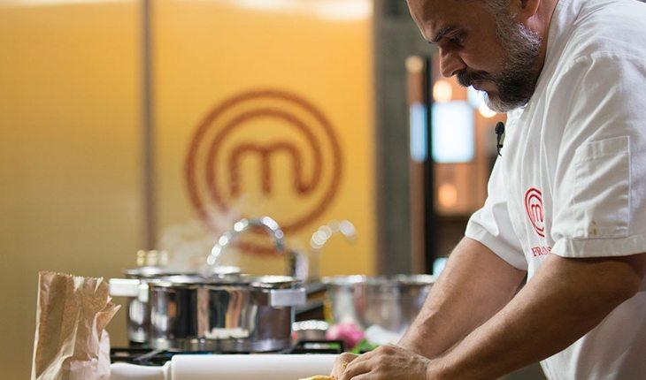 Quem ganhou o Masterchef Profissionais 2017; Na foto, o chef e competidor Francisco