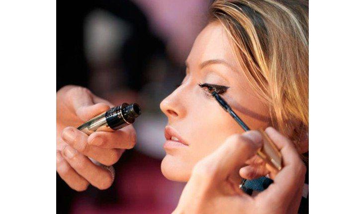 Confira a vida útil dos cosméticos e maquiagens