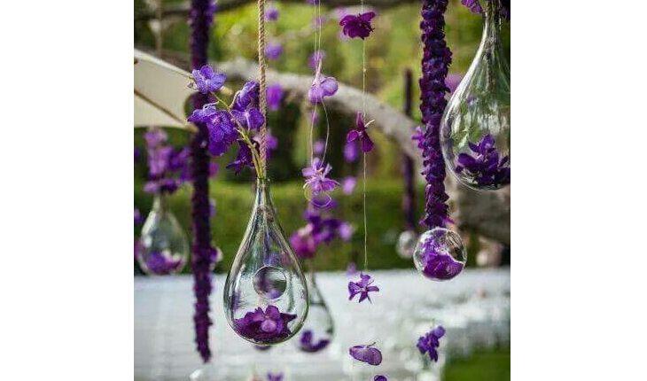 decoração na cor ultra violet