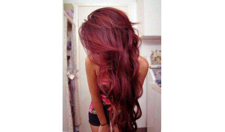 cabelo vermelho acaju