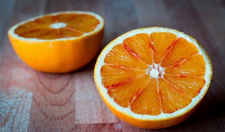 Duas metades de uma laranja
