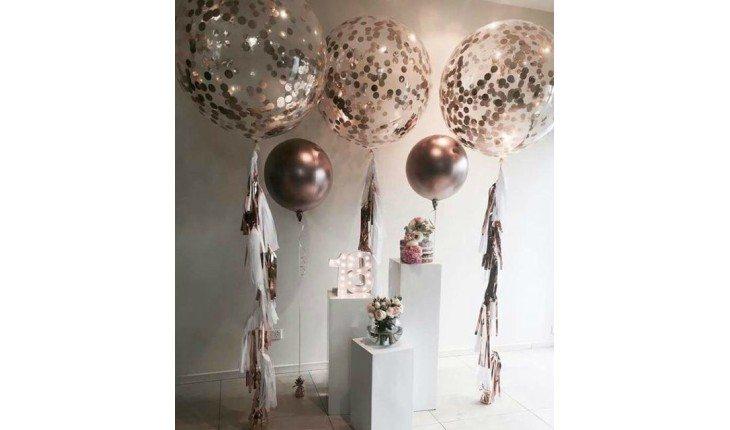 Ideias para festa: use balões cromados para uma decoração mais colorida!