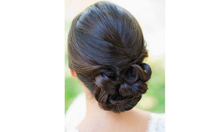 Inspirações de penteados para a mãe da noiva