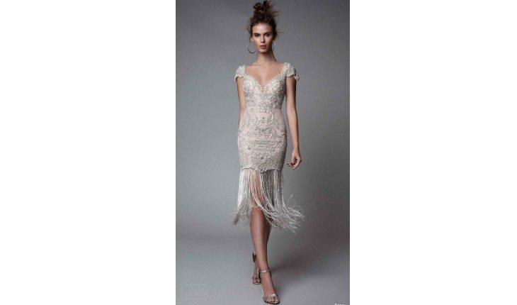 Vestido de franja é opção elegante e clássica para moda festa. Veja looks e modelos!