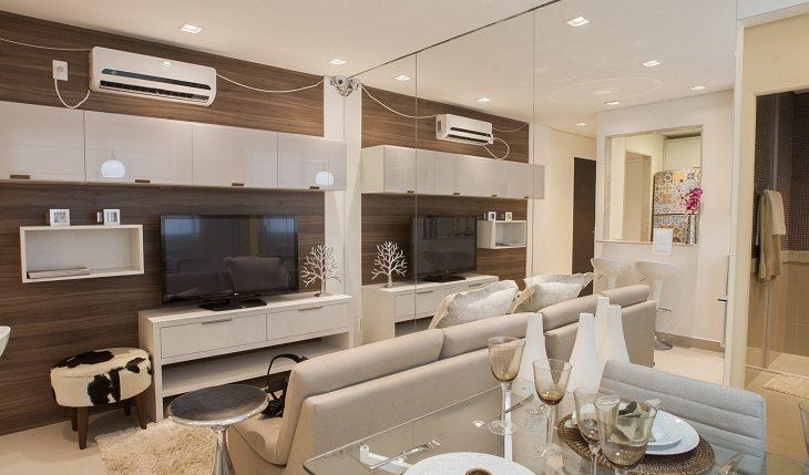 Ideias para sala de estar: decoração moderna e aconchegante com sofá branco