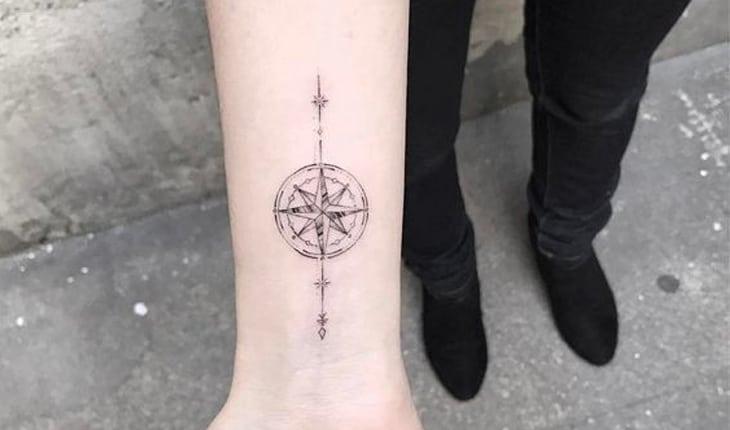 tatuagem de símbolos