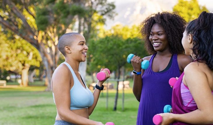 Os melhores exercícios físicos de acordo com a idade de cada mulher