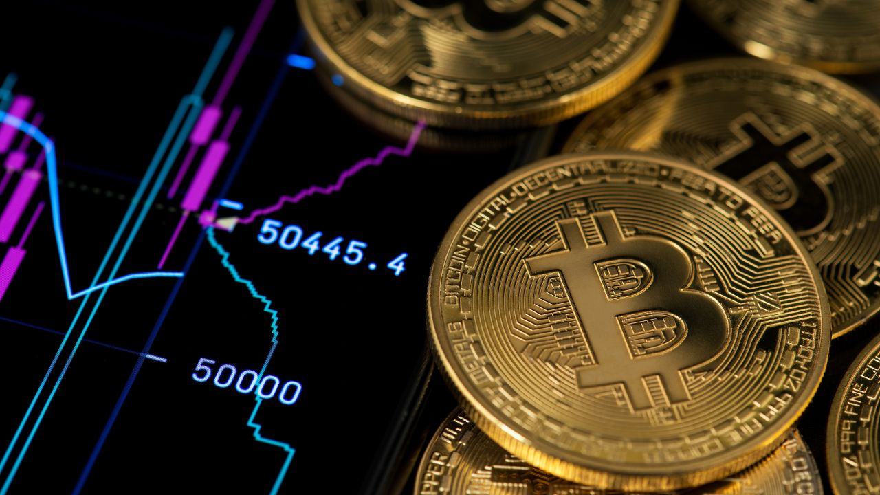 O Bitcoin é a principal criptomoeda de valor no mercado