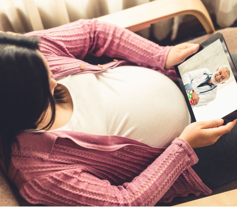 Médicos e especialistas podem ser fontes de informações na gestação e maternidade (Crédito: Shutterstock)informações na gestação e maternidade