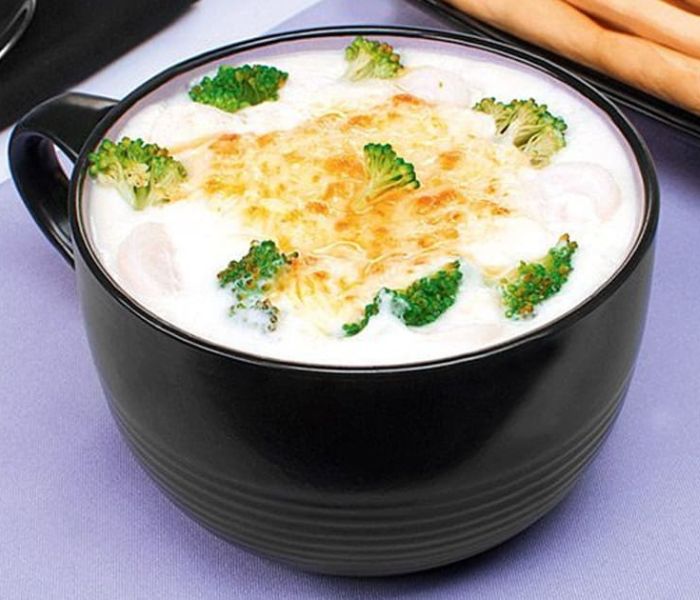 Sopa de creme de palmito com brócolis 