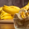 A banana e o mel são alimentos ricos em triptofano, aminoácido que ajuda na sensação de bem-estar