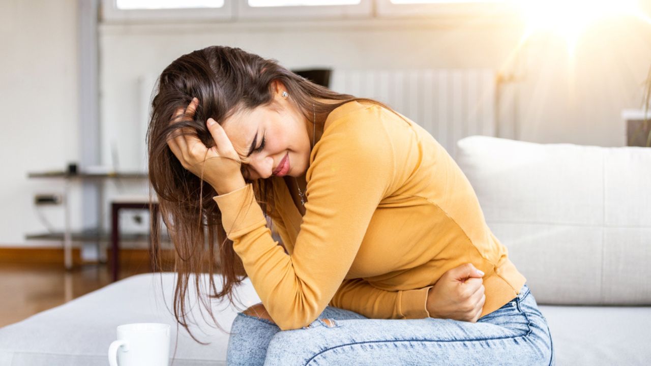 Cólicas intensas e incapacitantes são sintomas da endometriose