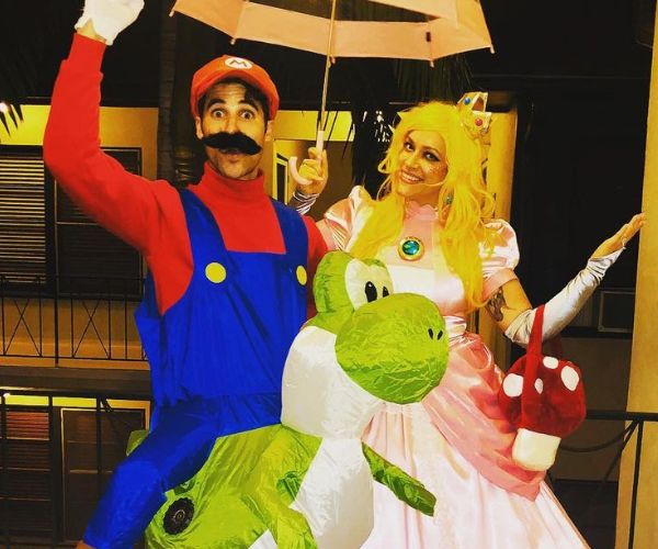 Fantasias de Mario e Peach podem ser ótimas opções para casais apaixonados por videogames