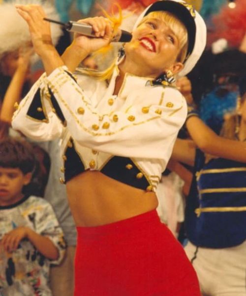 Xuxa vestia croppeds em uma época em que a peça ainda nem era meme