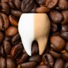 Dia do café: saiba como a bebida afeta seus dentes