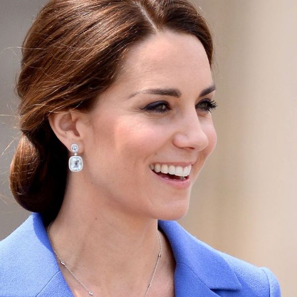 Kate Middleton deu o que falar recentemente com sua escolha de esmalte